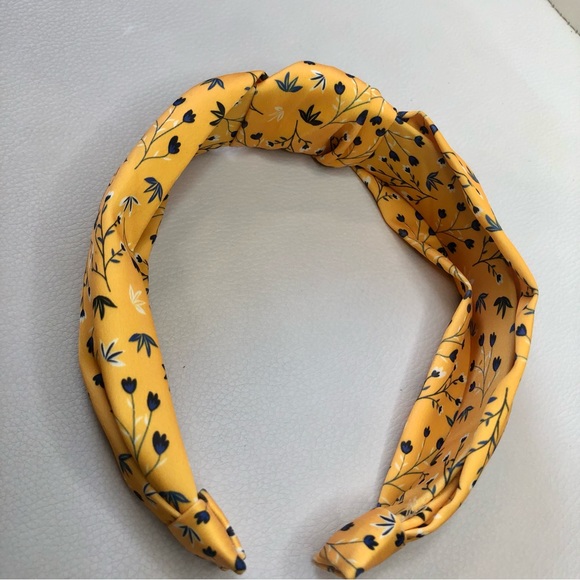 Headbands of Hope Set of 2 Gold and Navy Floral - Picture 12 of 16